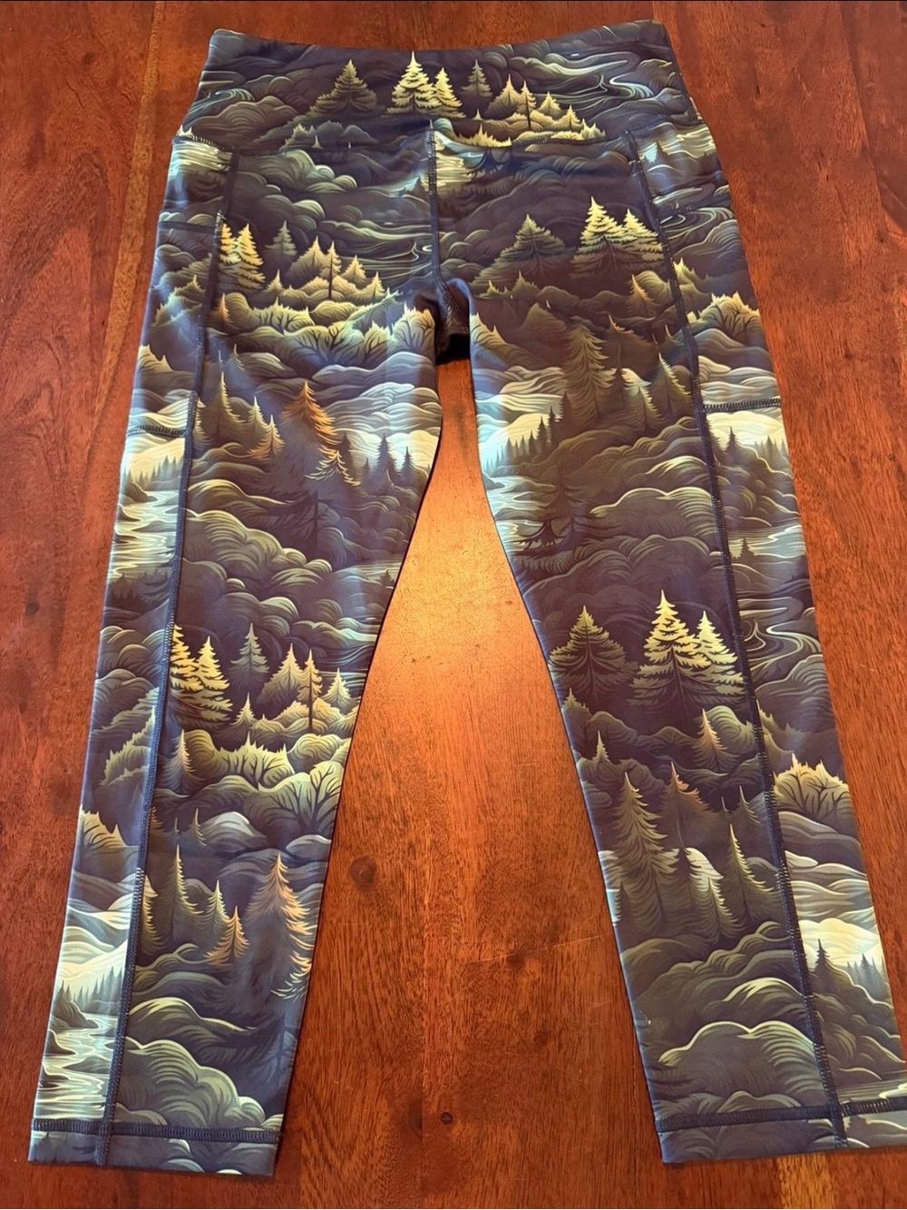 Constantly Varied Gear Escape Capris